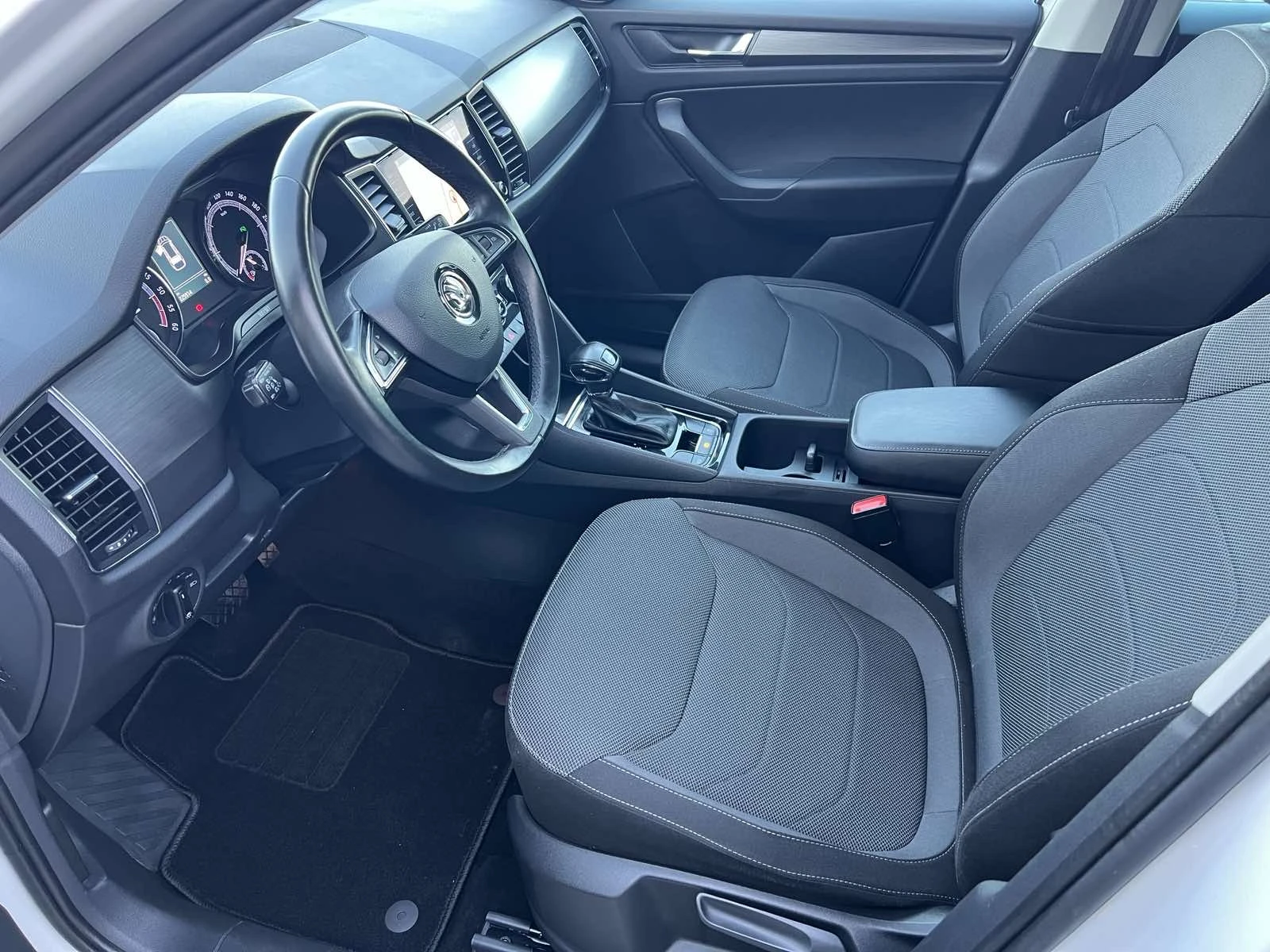 Skoda Kodiaq 2.0 TDI * DSG7 * 150 k.c., снимка 8 - Автомобили и джипове - 55849376