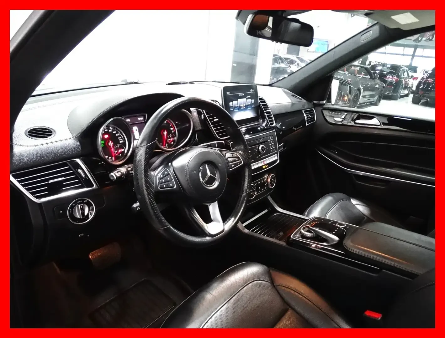 Mercedes-Benz GLS 500 AMG* 4matic* Harmon Kardon* massage* pano* обдух* , снимка 8 - Автомобили и джипове - 55950335