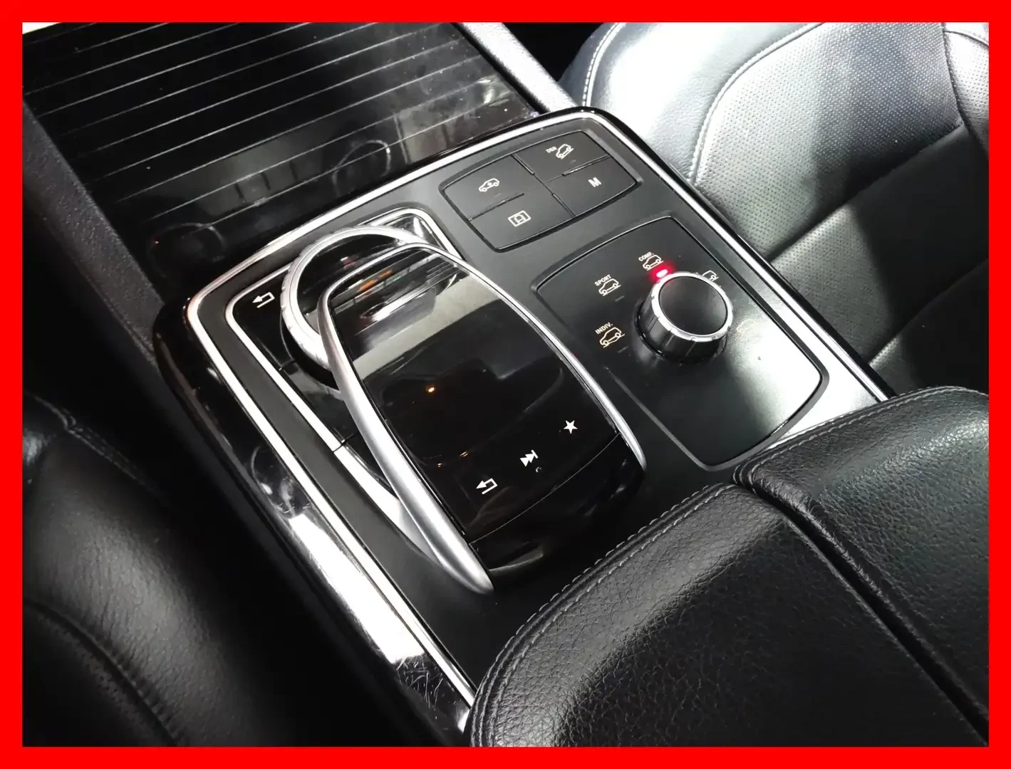 Mercedes-Benz GLS 500 AMG* 4matic* Harmon Kardon* massage* pano* обдух* , снимка 15 - Автомобили и джипове - 55950335