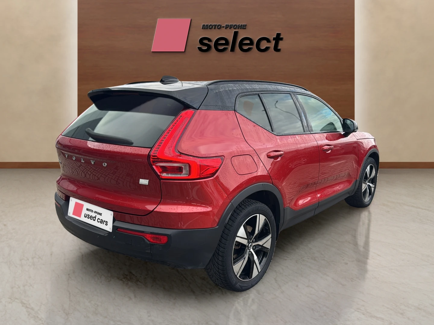 Volvo XC40 1.5 T5 PHEV, снимка 7 - Автомобили и джипове - 56557852