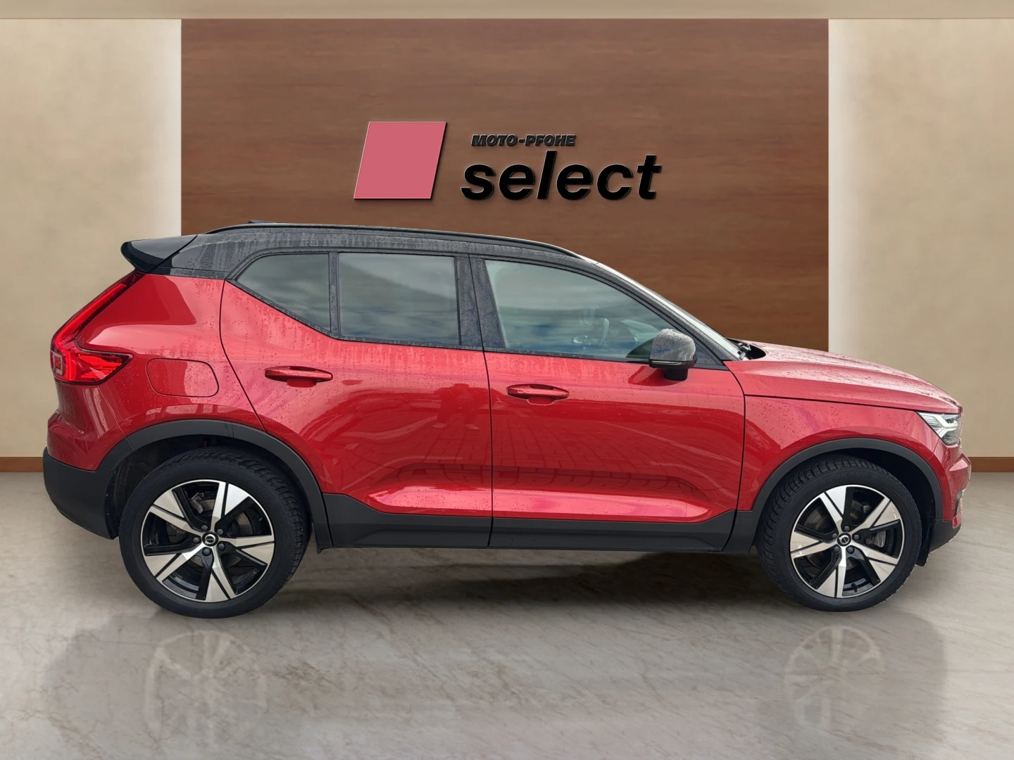 Volvo XC40 1.5 T5 PHEV, снимка 5 - Автомобили и джипове - 56557852