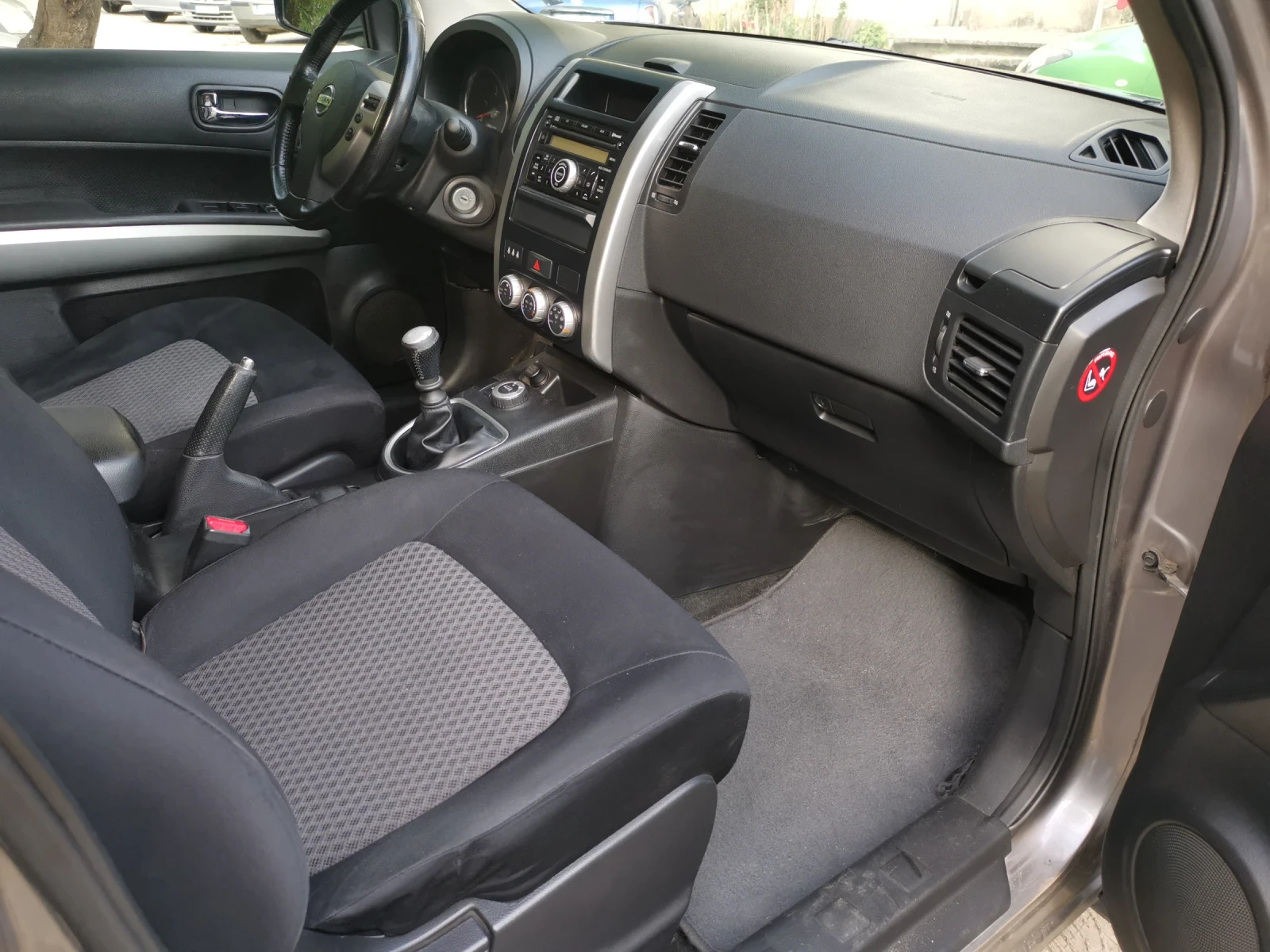 Nissan X-trail, снимка 6 - Автомобили и джипове - 56685756