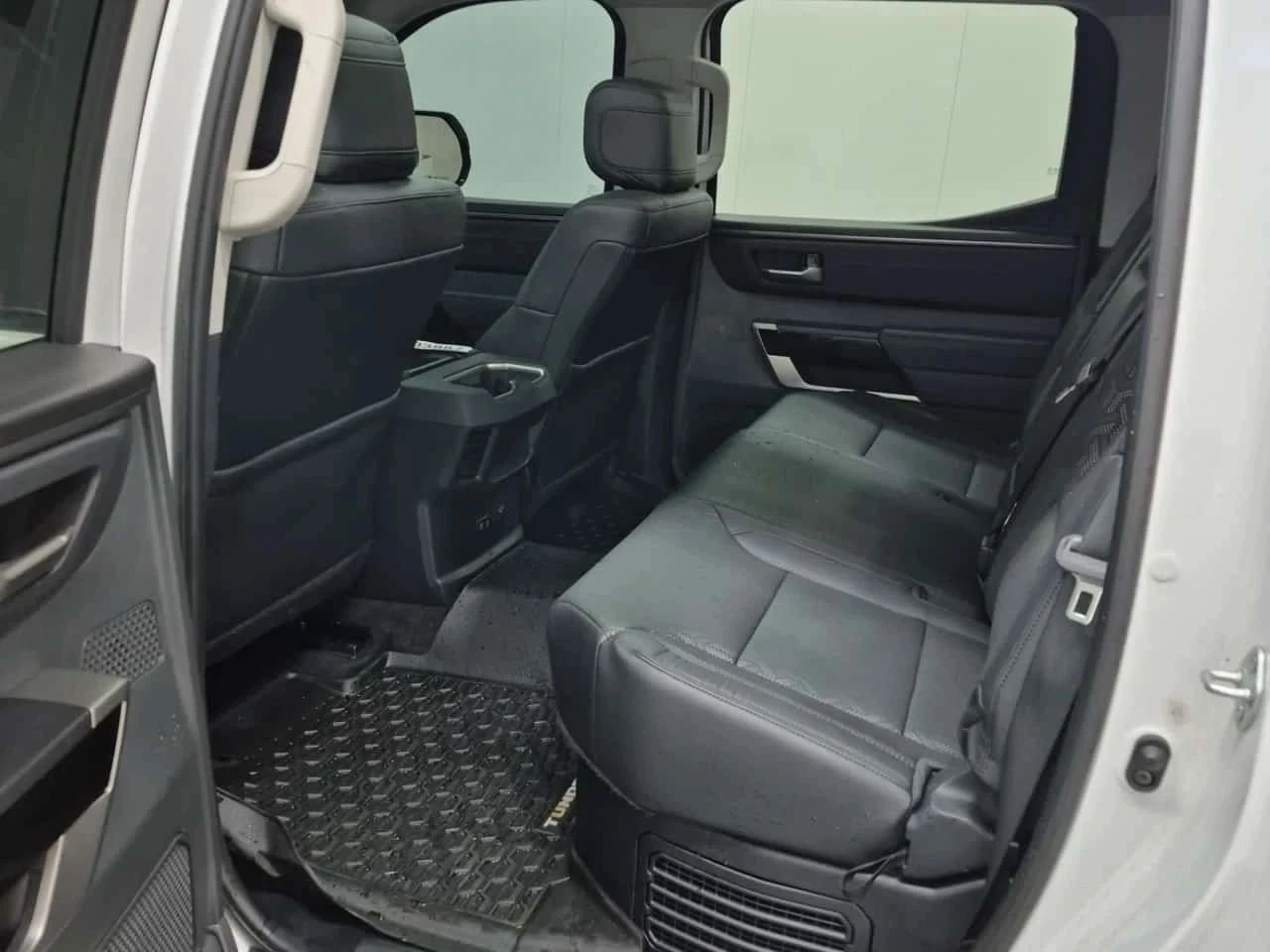 Toyota Tundra, снимка 13 - Автомобили и джипове - 56685754