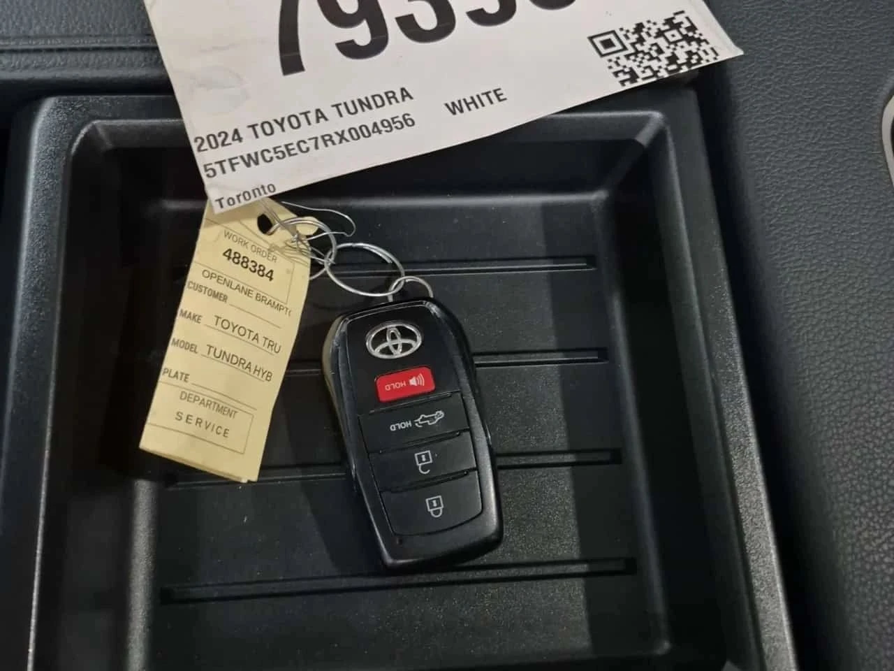 Toyota Tundra, снимка 9 - Автомобили и джипове - 56685754