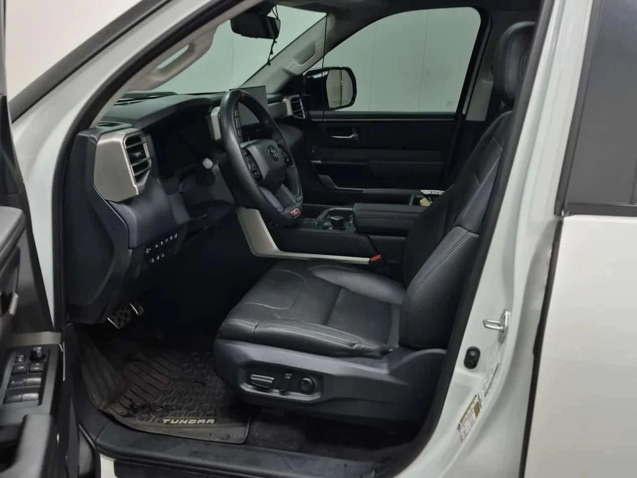 Toyota Tundra, снимка 8 - Автомобили и джипове - 56685754