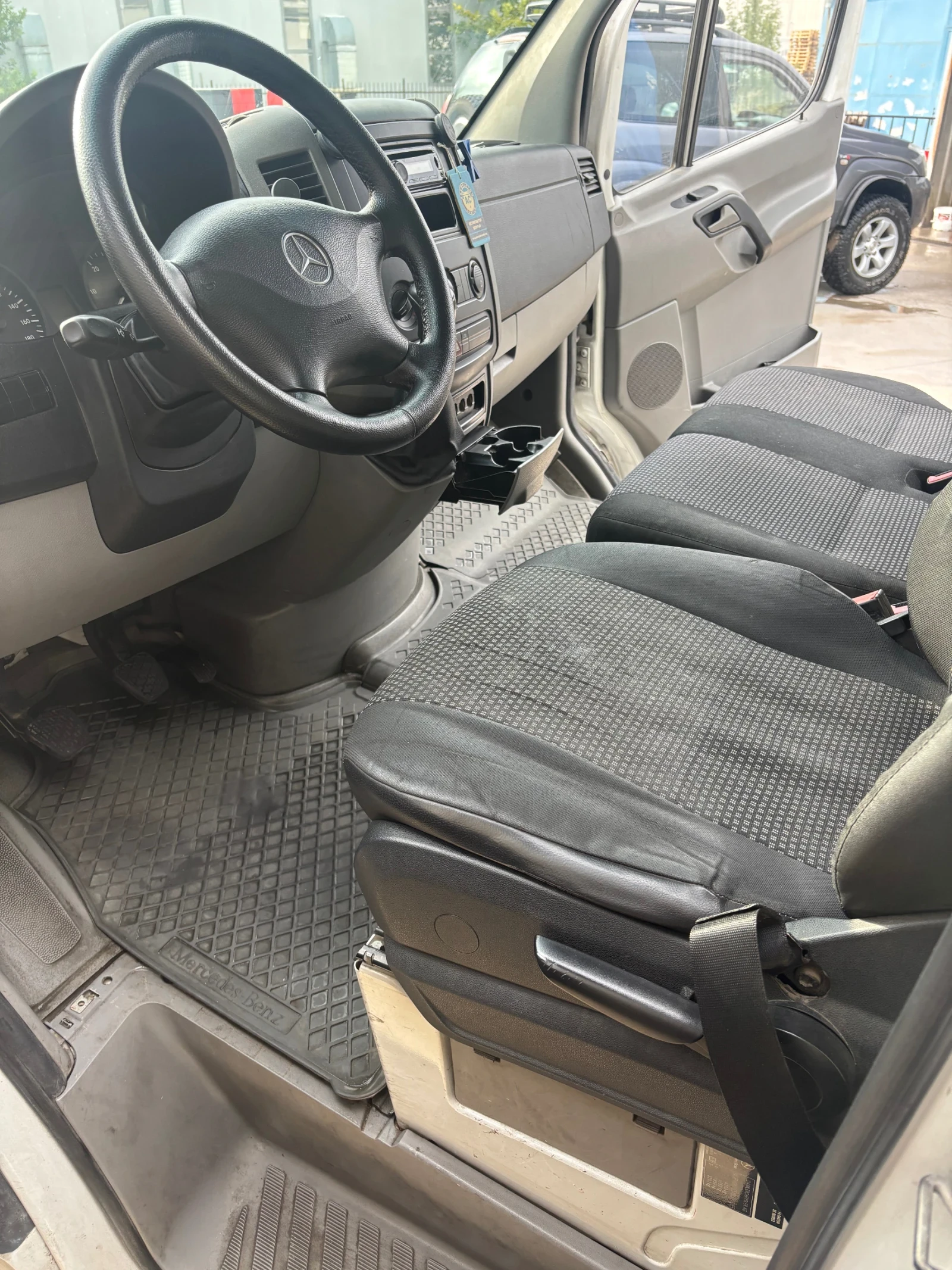 Mercedes-Benz Sprinter 515  - изображение 3