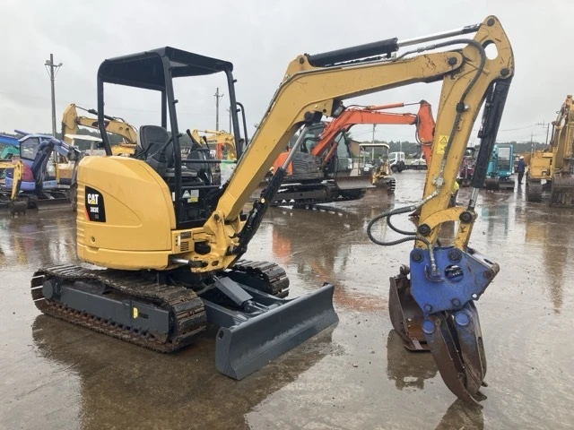 Багер Cat 303ECR * ХИДРАВЛИЧНА ЩИПКА * ОЧАКВАН 29.01.2027!!!, снимка 2 - Индустриална техника - 56182338