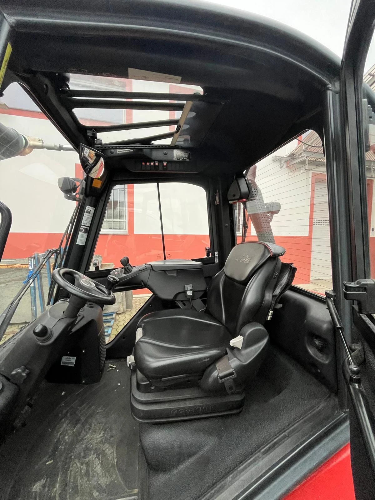 ������� Linde 2 ���� �������� �35 ���� �������� | Mobile.bg � ����������� 4