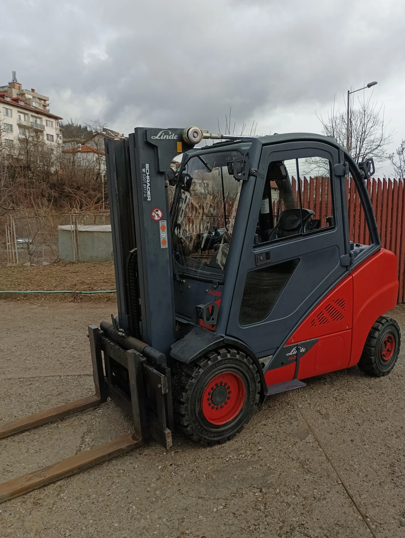������� Linde �������� ����� �35 ��� ���� �������� | Mobile.bg � ����������� 4