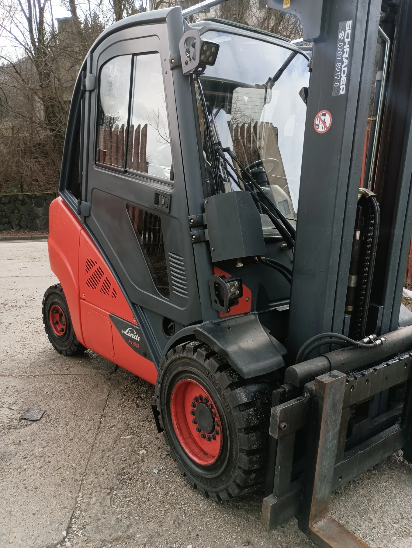 ������� Linde �������� ����� �35 ��� ���� �������� | Mobile.bg � ����������� 3