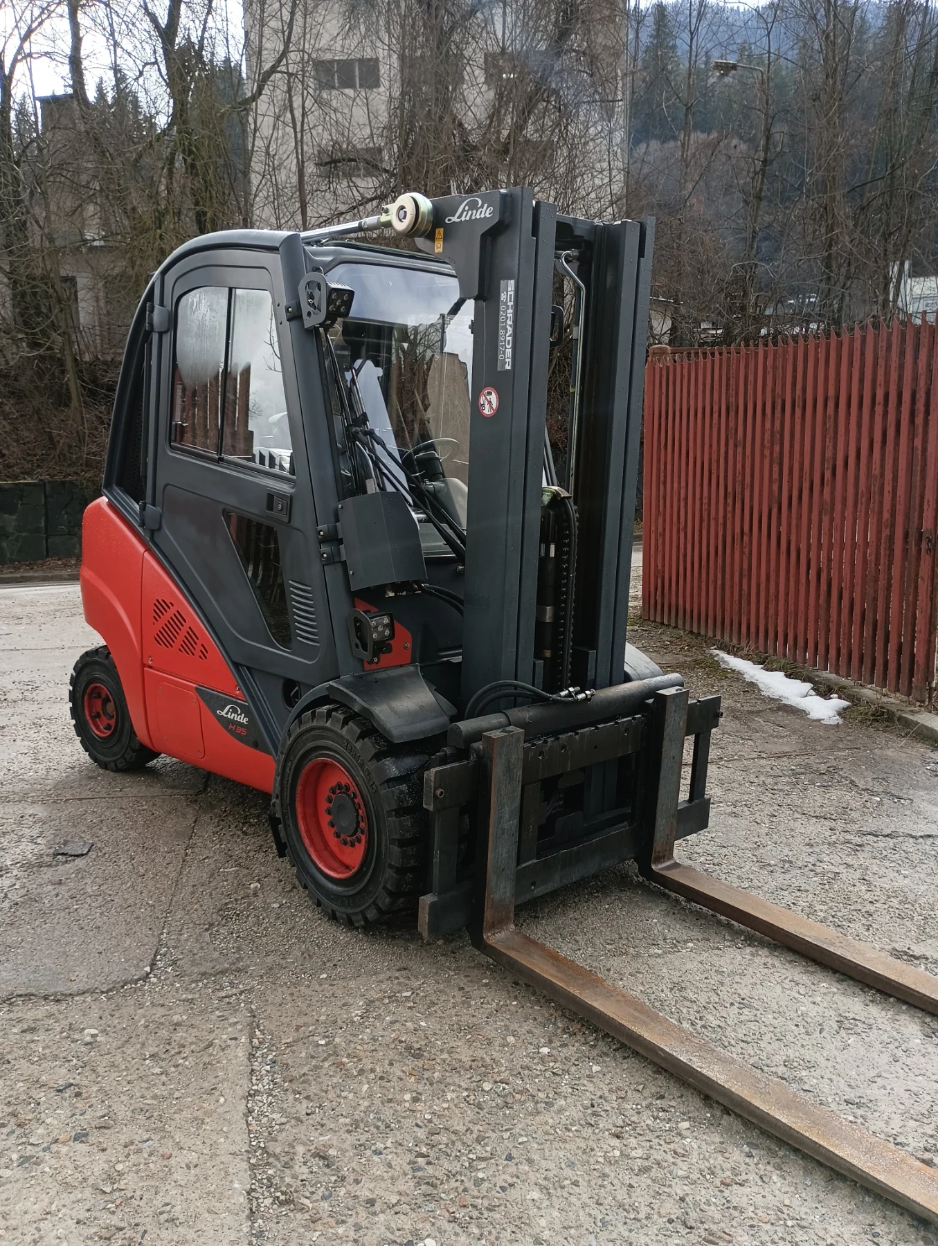 ������� Linde �������� ����� �35 ��� ���� �������� | Mobile.bg � ����������� 5