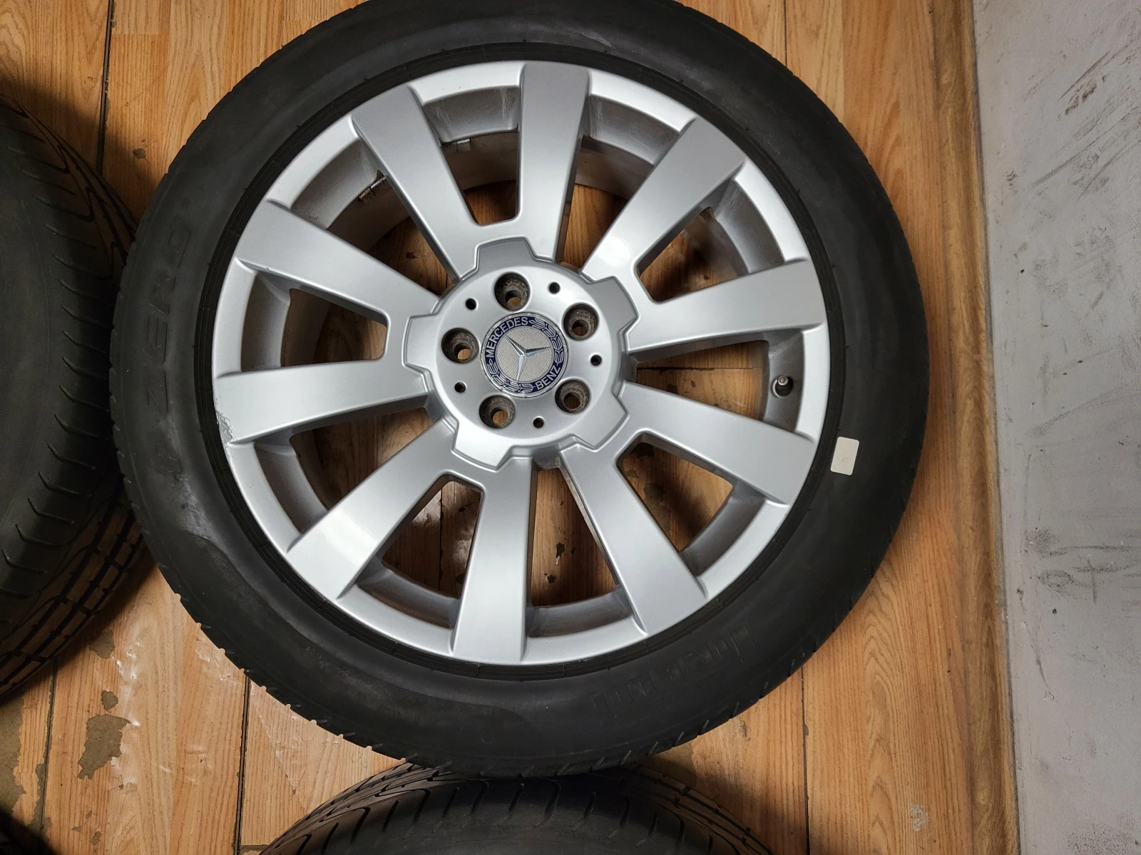 ������ | Mobile.bg � ����������� 4