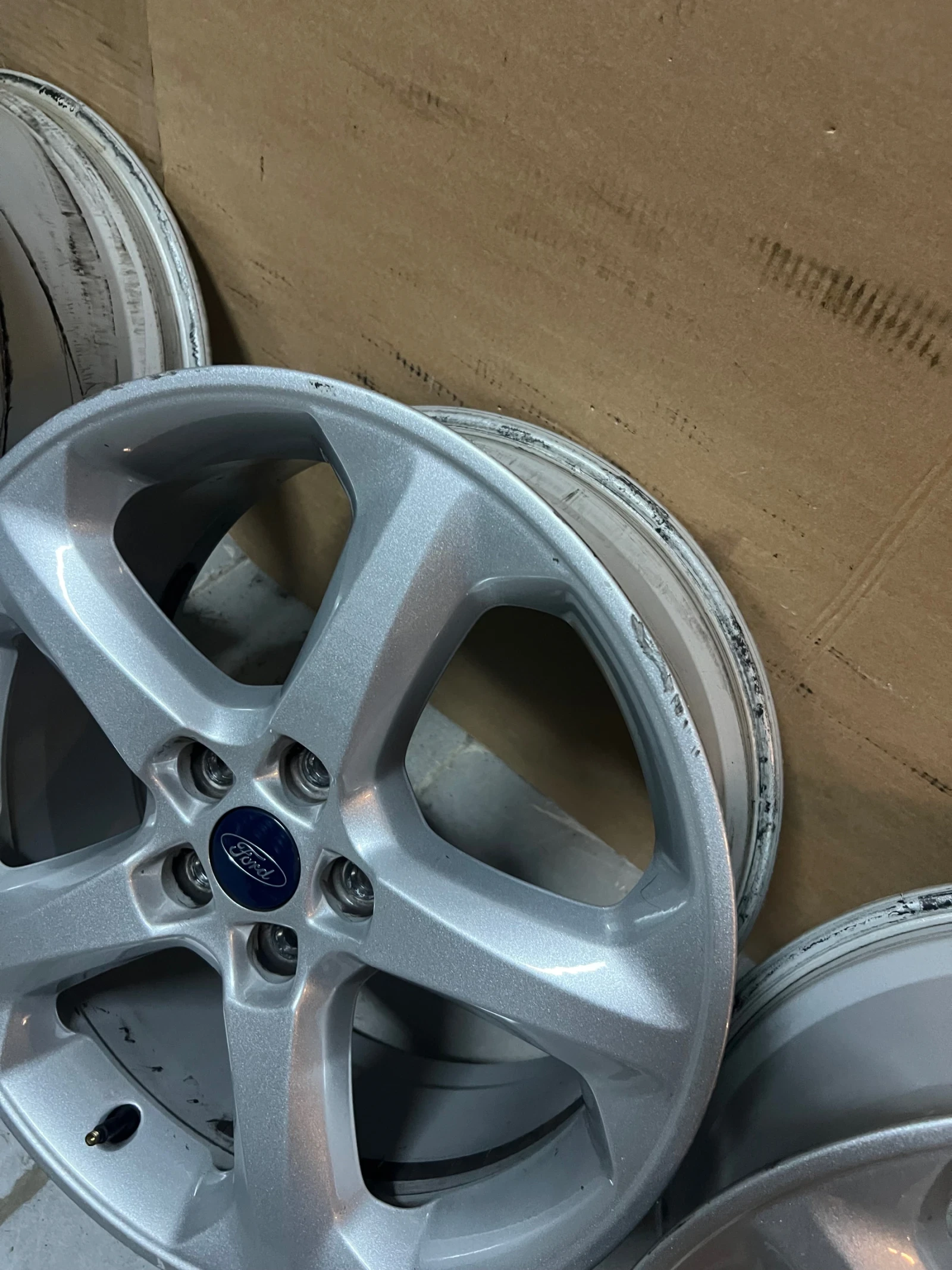 ������ | Mobile.bg � ����������� 6