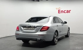 Mercedes-Benz E 220, снимка 4
