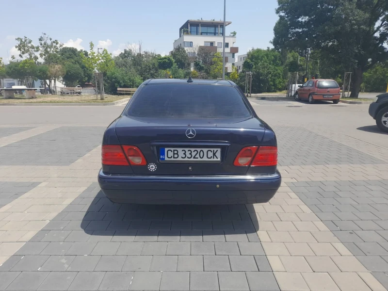 Mercedes-Benz E 200 W210, снимка 7 - Автомобили и джипове - 47231666