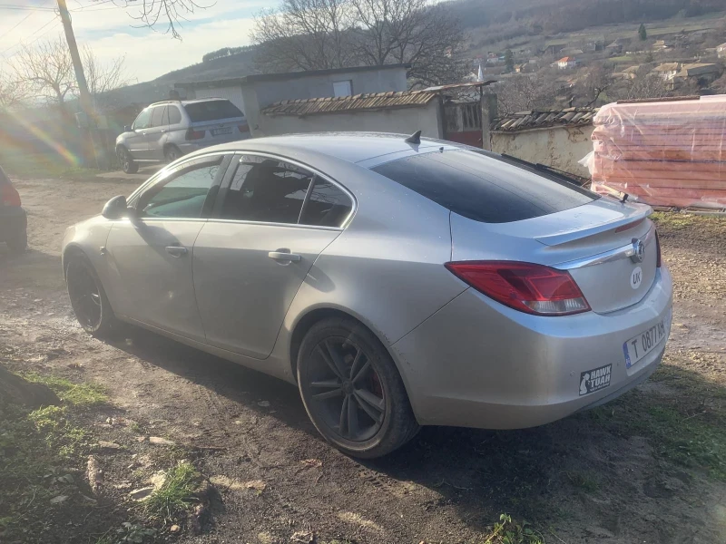 Opel Insignia, снимка 12 - Автомобили и джипове - 48371370