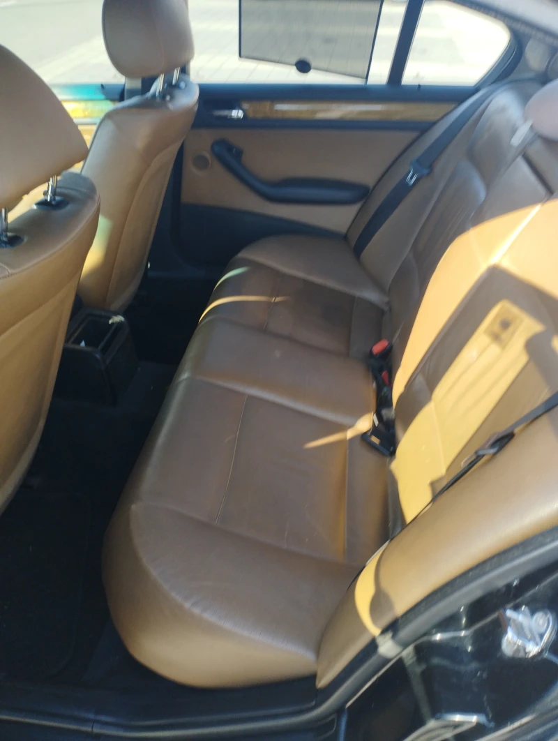 BMW 320 E46, снимка 11 - Автомобили и джипове - 51324722