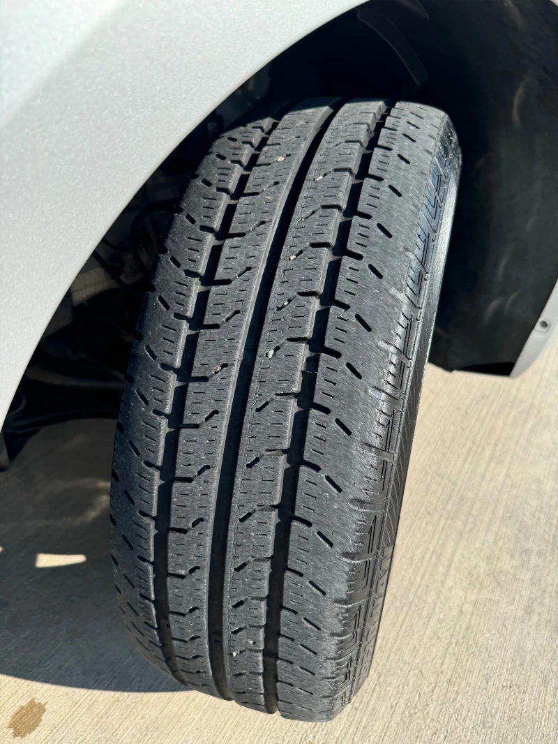 Fiat Doblo МАХИ 2.0!Немска!1-ви собств!АВТОМОБИЛ ЗА ЦЕНИТЕЛИ!, снимка 14 - Автомобили и джипове - 52504657