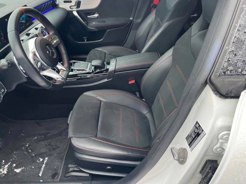 Mercedes-Benz CLA * AMG 35 * CARFAX * БЕЗ ПЪРВОНАЧАЛНА ВНОСКА, снимка 5 - Автомобили и джипове - 53022936