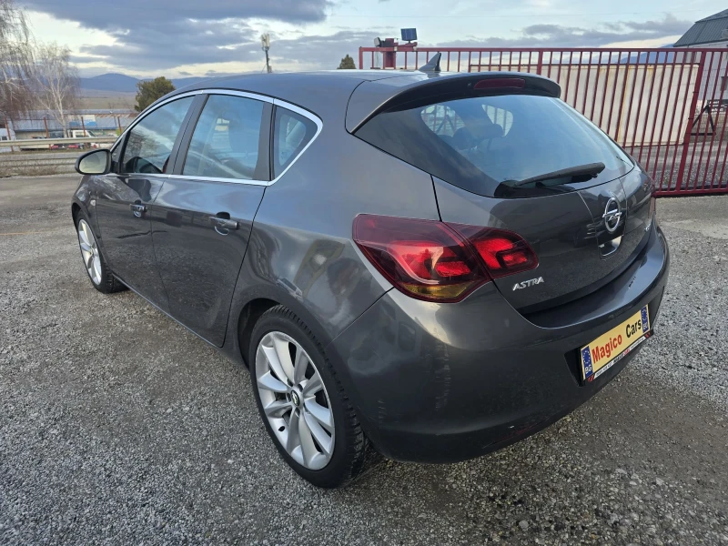 Opel Astra 1.7d, снимка 5 - Автомобили и джипове - 53457810
