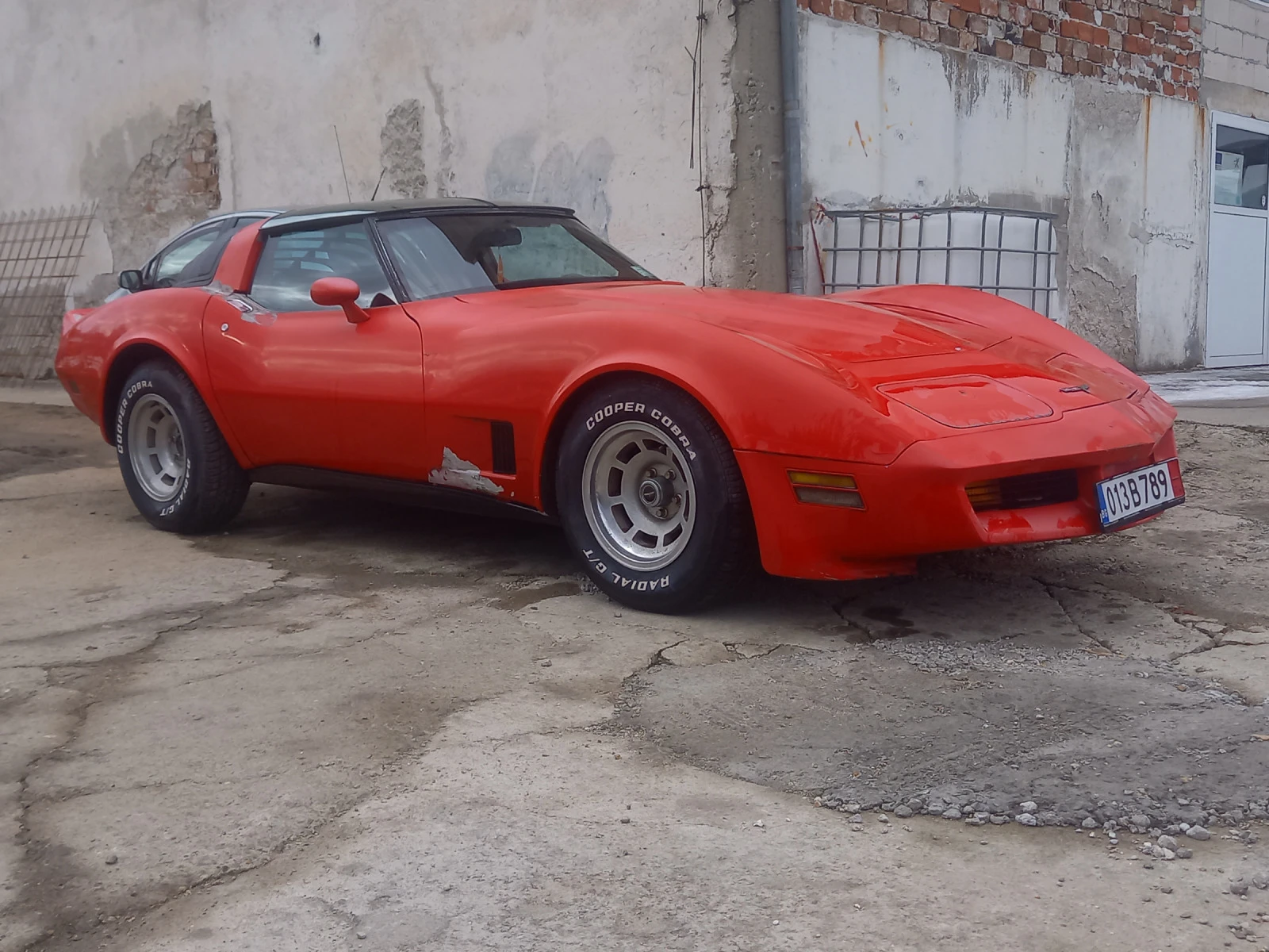 Chevrolet Corvette C 3 V 8 5.7 - изображение 2