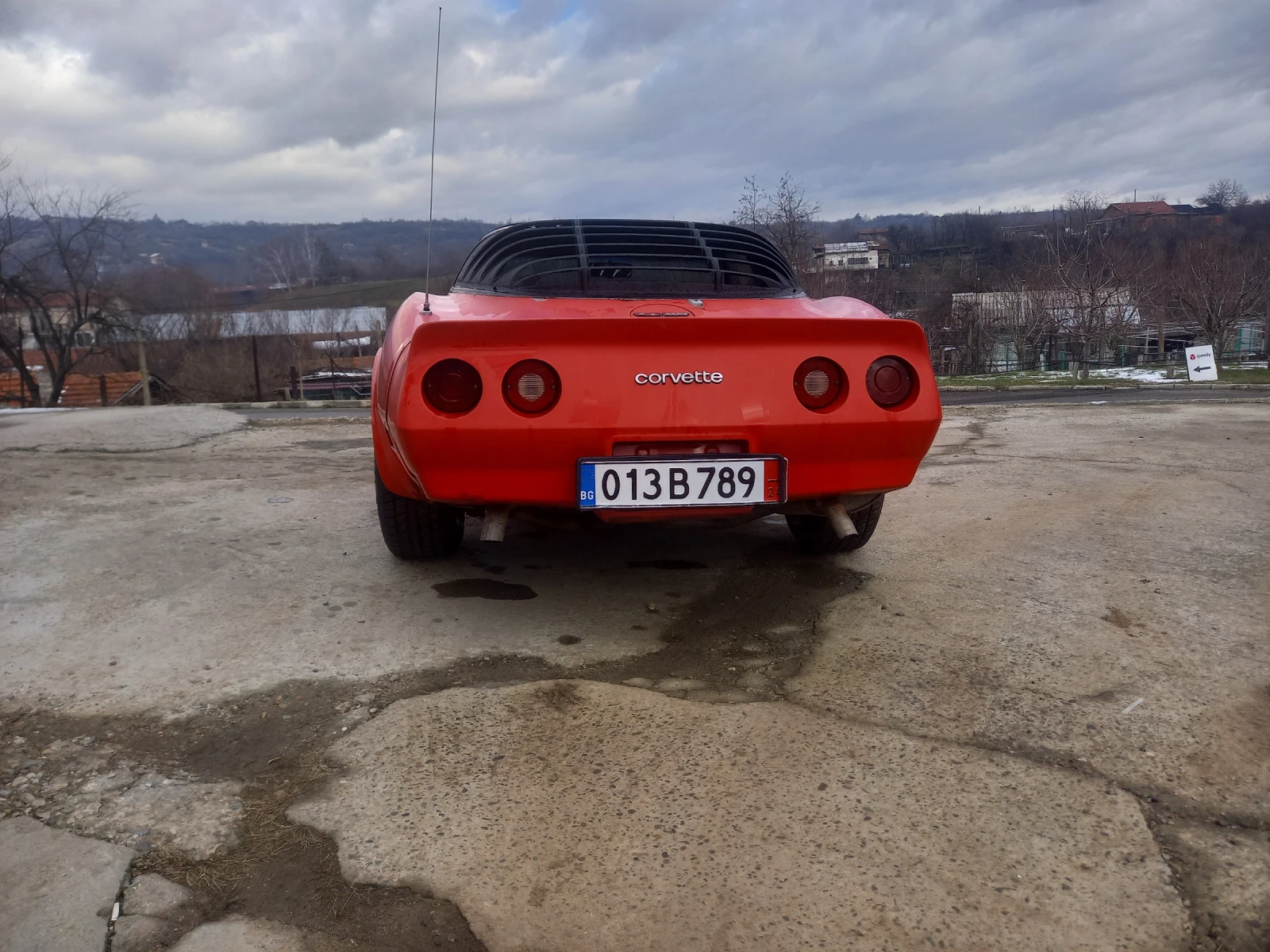 Chevrolet Corvette C 3 V 8 5.7 - изображение 6