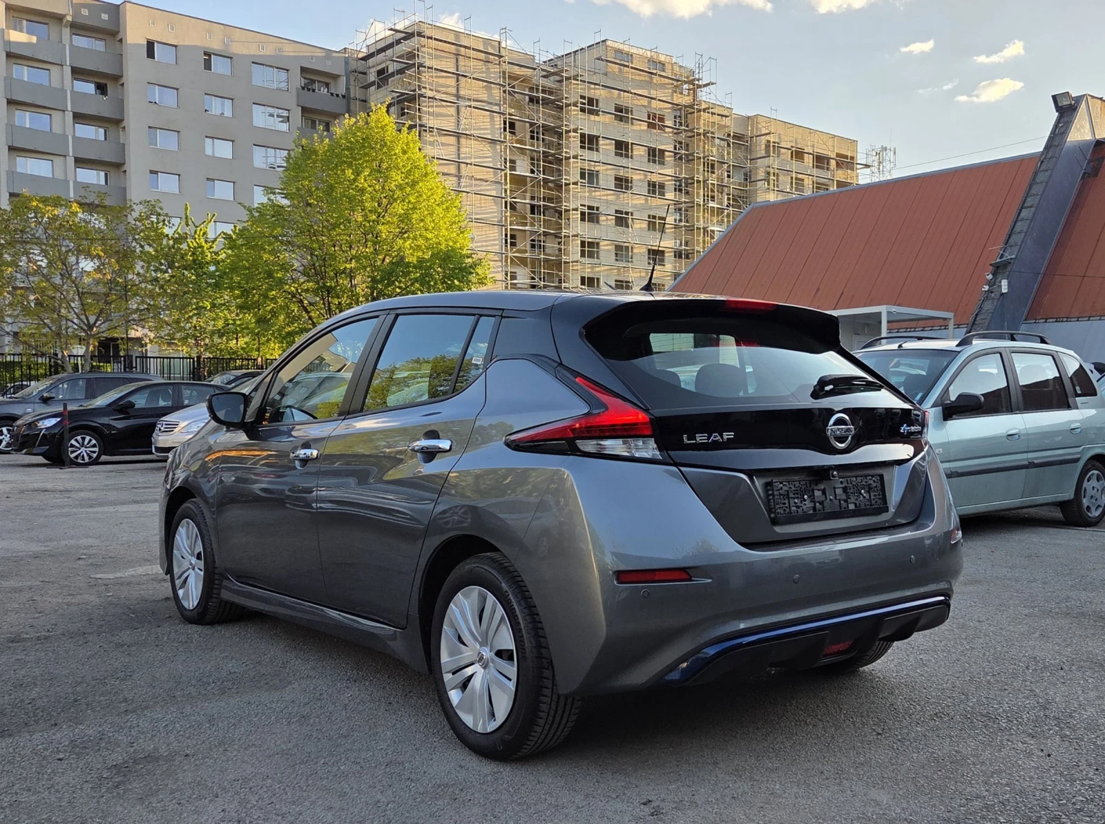Nissan Leaf  12.2022/9хилKM - изображение 4
