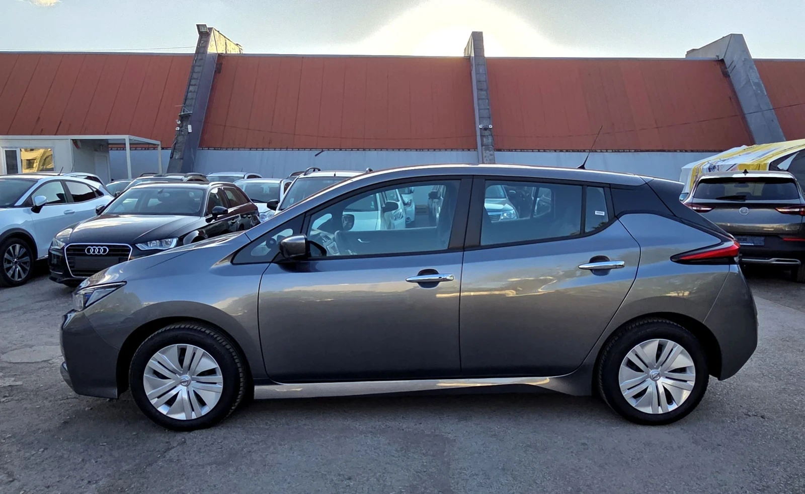 Nissan Leaf  12.2022/9хилKM - изображение 5