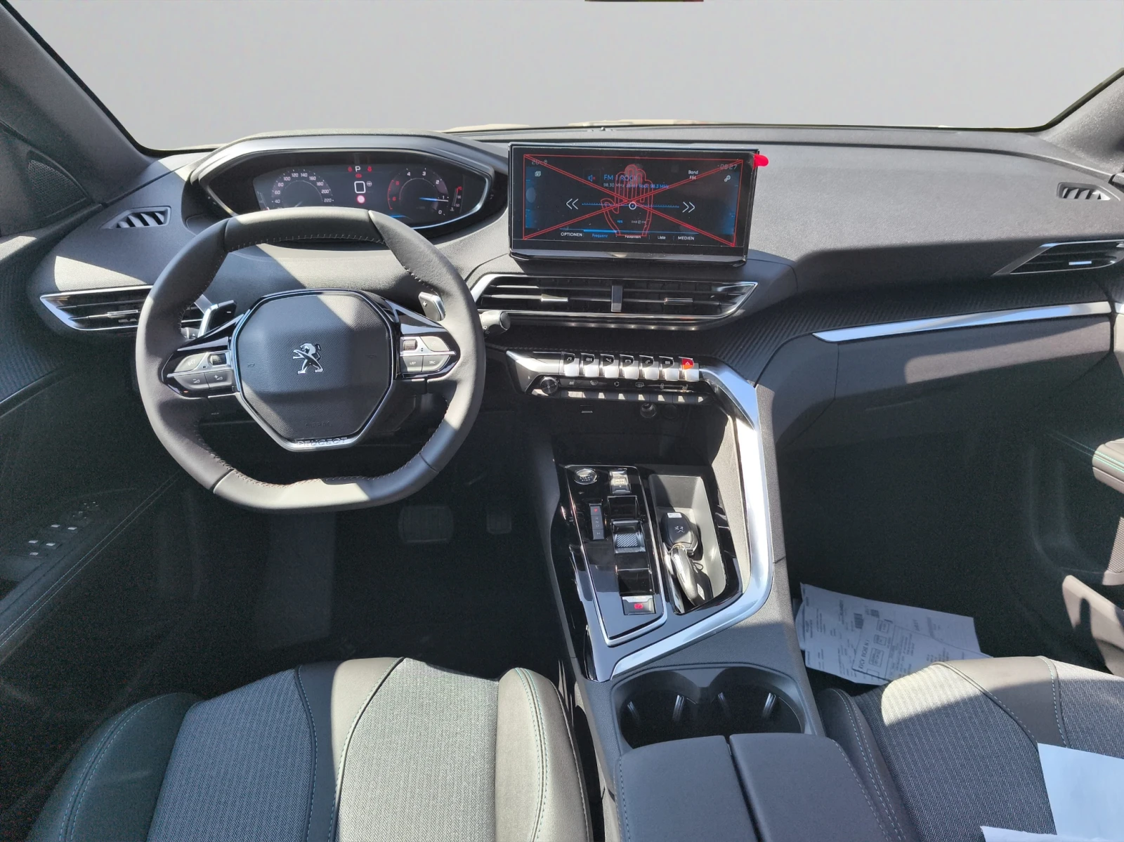 Peugeot 5008 ALLURE PACK 1.5 BlueHDi 130 S&S EAT8 2411R04 - изображение 9