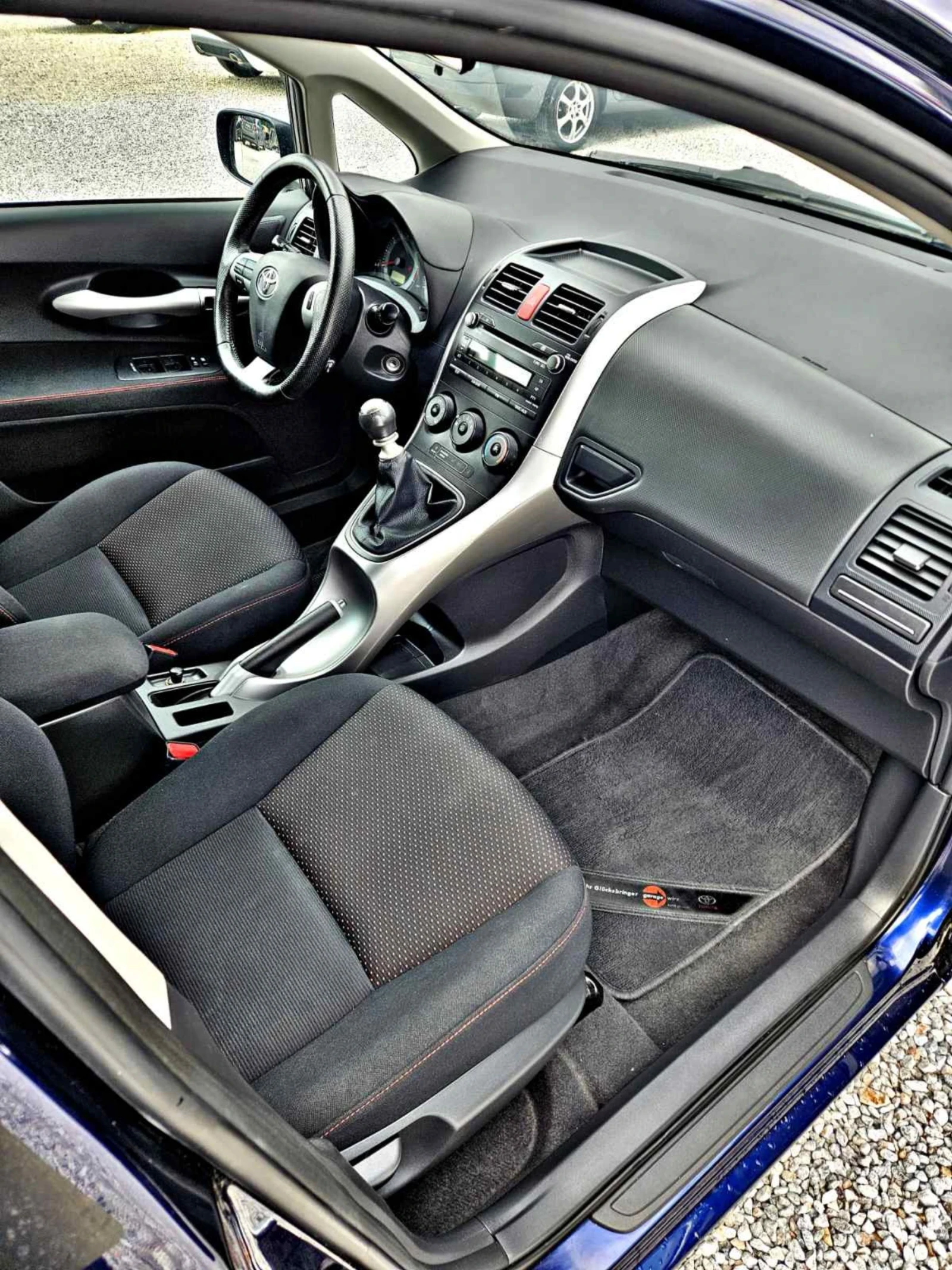 Toyota Auris 1.8 бенз.147 кс - изображение 7