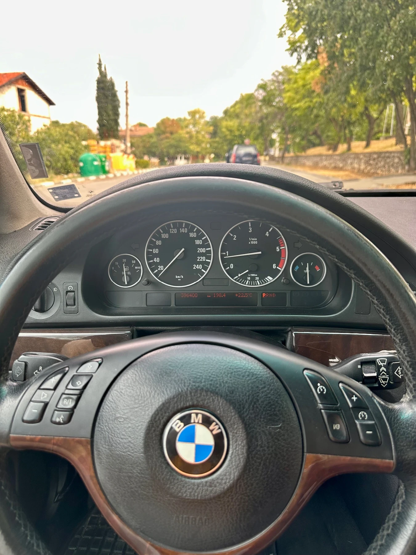 BMW 525  - изображение 8