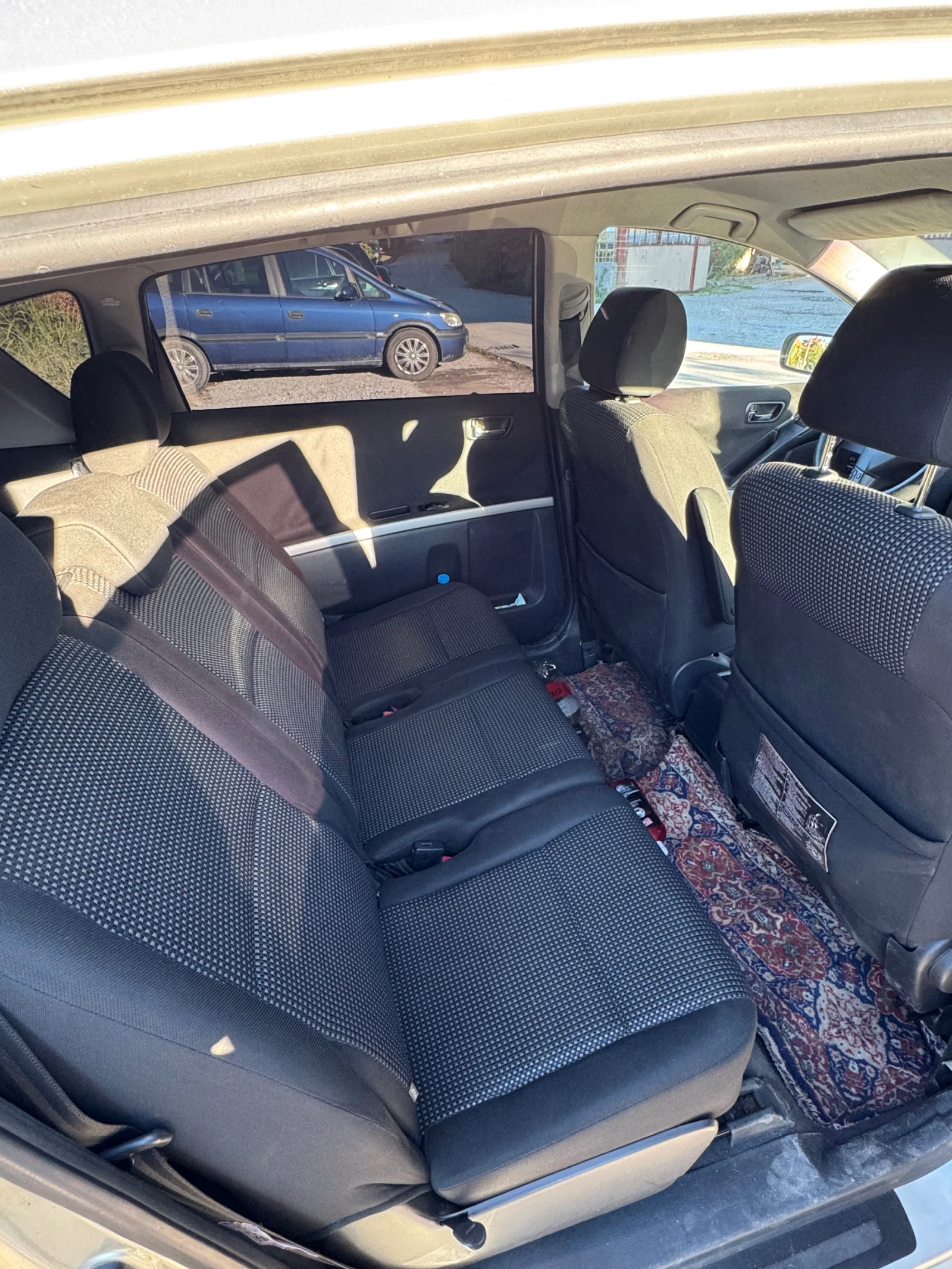Toyota Corolla verso  - изображение 7