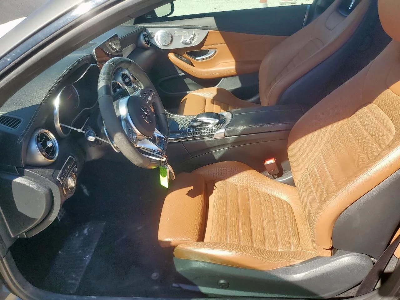 Mercedes-Benz C 43 AMG  - изображение 7