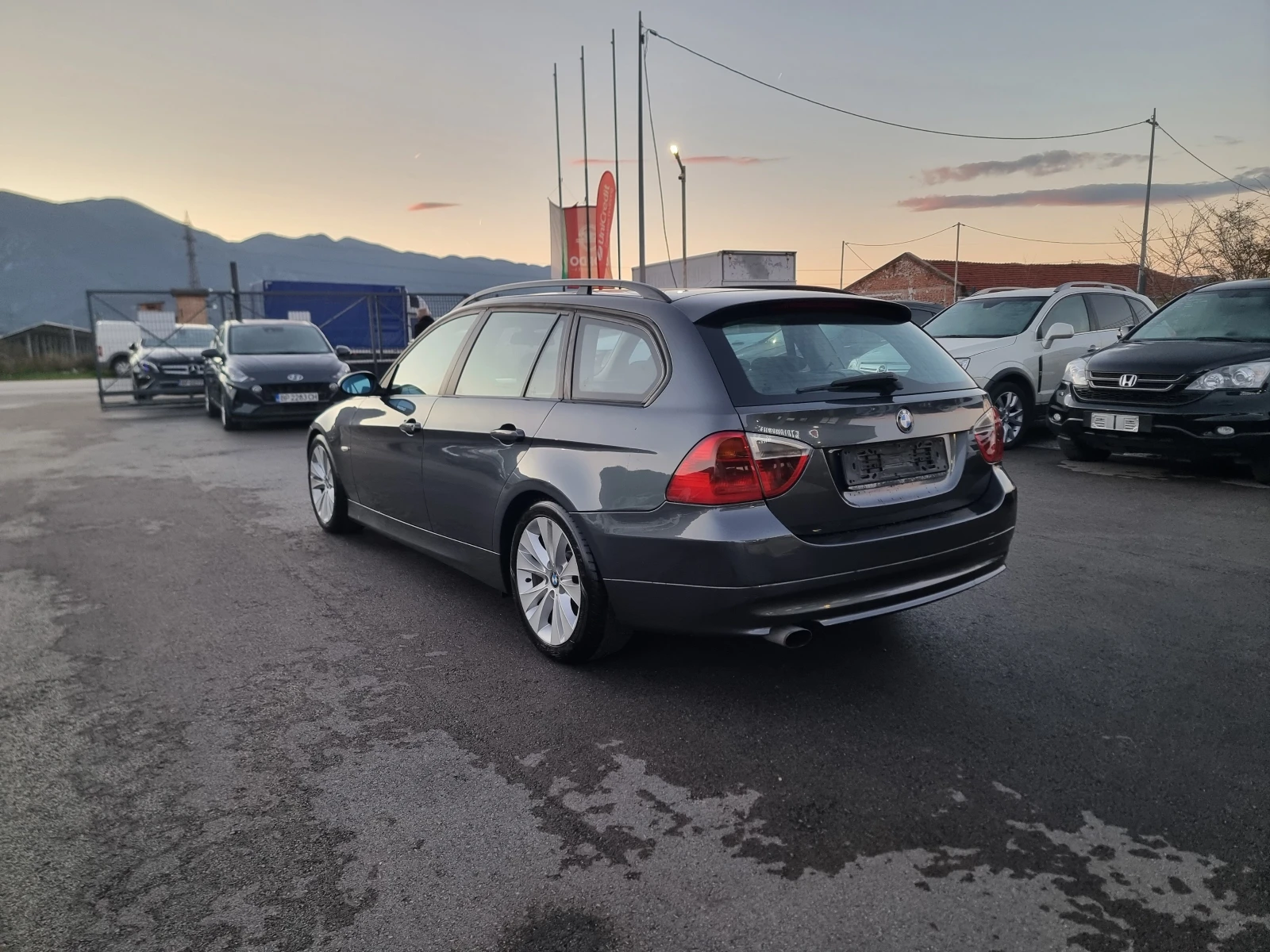 BMW 320 2.0TDI - изображение 4