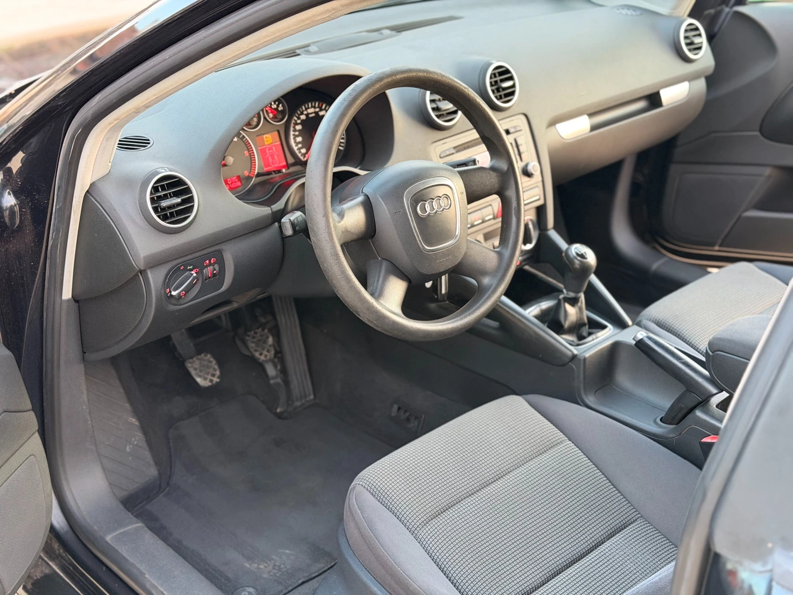 Audi A3 2.0TDI | Mobile.bg � ����������� 8
