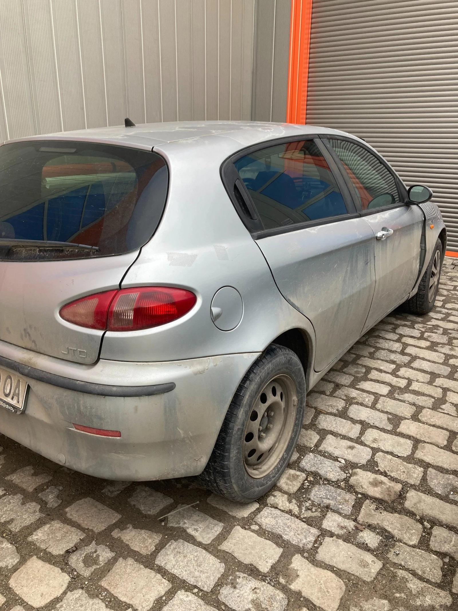 Alfa Romeo 147 1.9 - изображение 5