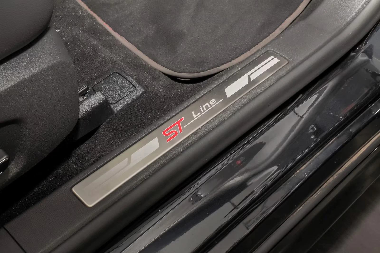 Ford Mondeo ST-LINE/190HP/LED/CAM/NAVI/DIGITAL/ACC/1005v | Mobile.bg � ����������� 16