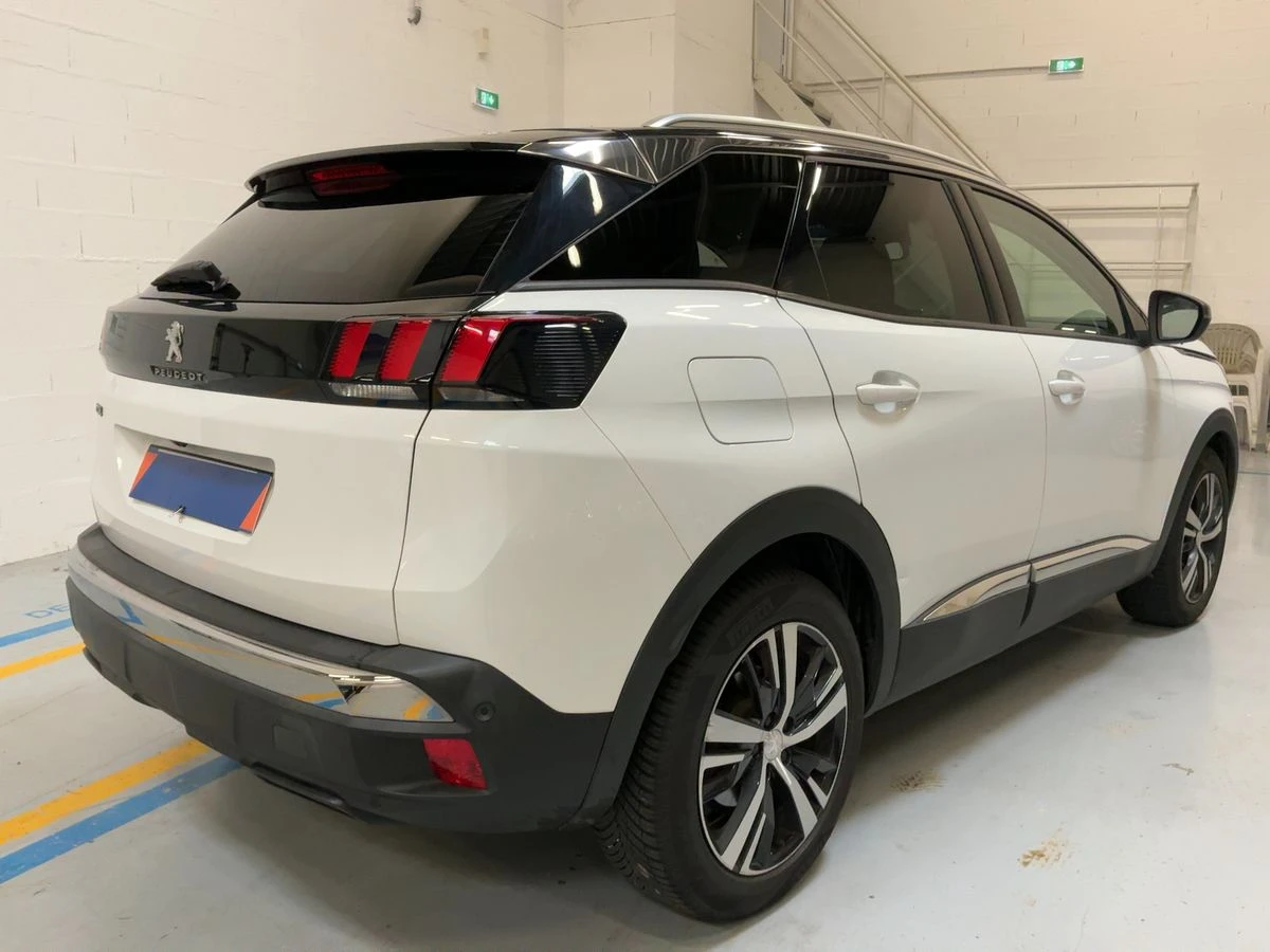 Peugeot 3008 1.2 Allure, снимка 3 - Автомобили и джипове - 53800667