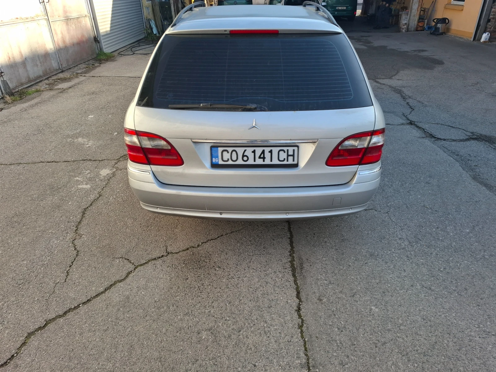 Mercedes-Benz E 270 CDI AVANTGARDE , снимка 7 - Автомобили и джипове - 53913726