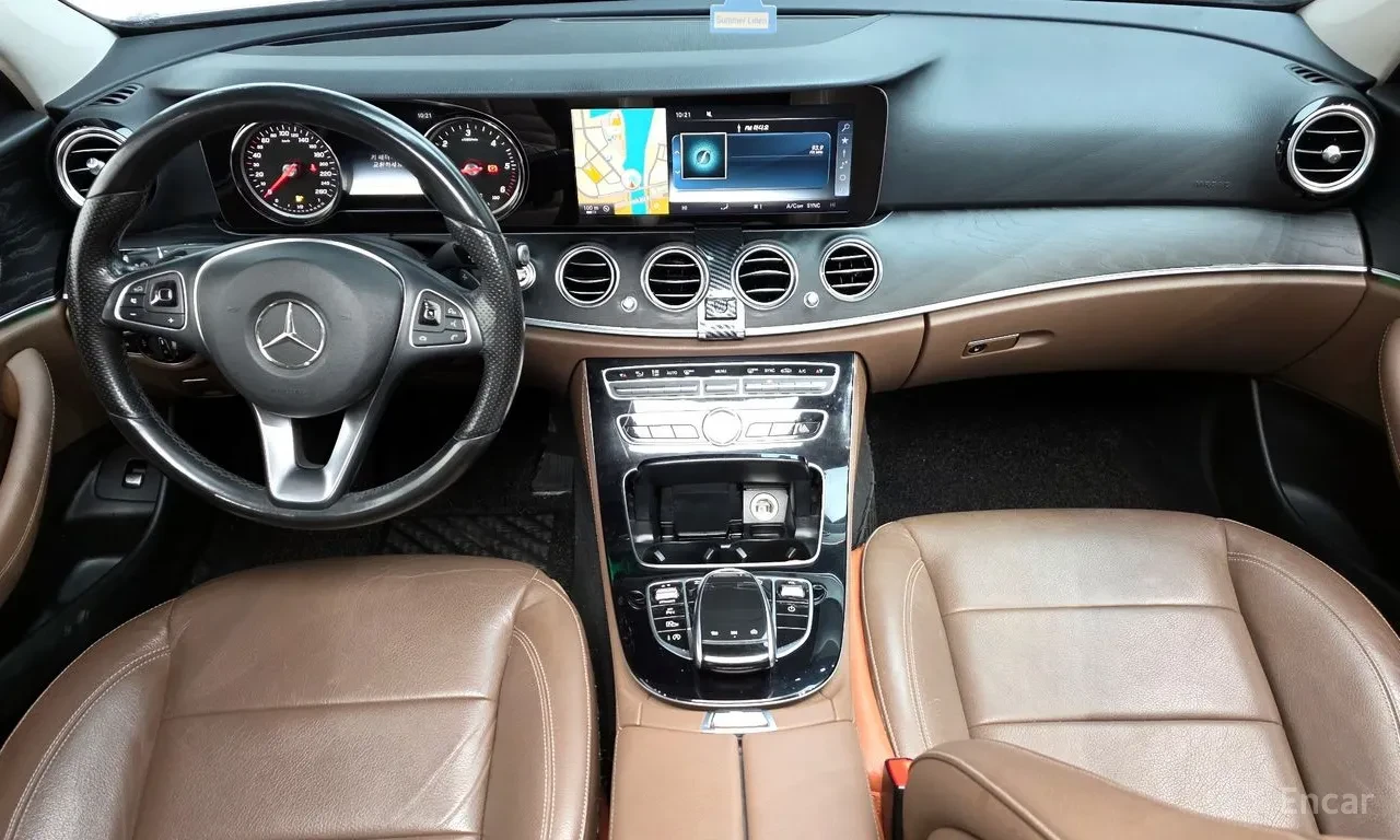 Mercedes-Benz E 220, снимка 7 - Автомобили и джипове - 54680757