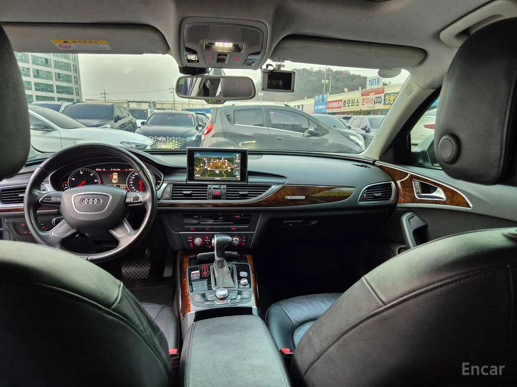 Audi A6 3.0 TDI Quattro* ПОДГРЕВ* КАМЕРА* ШИБИДАХ* , снимка 8 - Автомобили и джипове - 54749394
