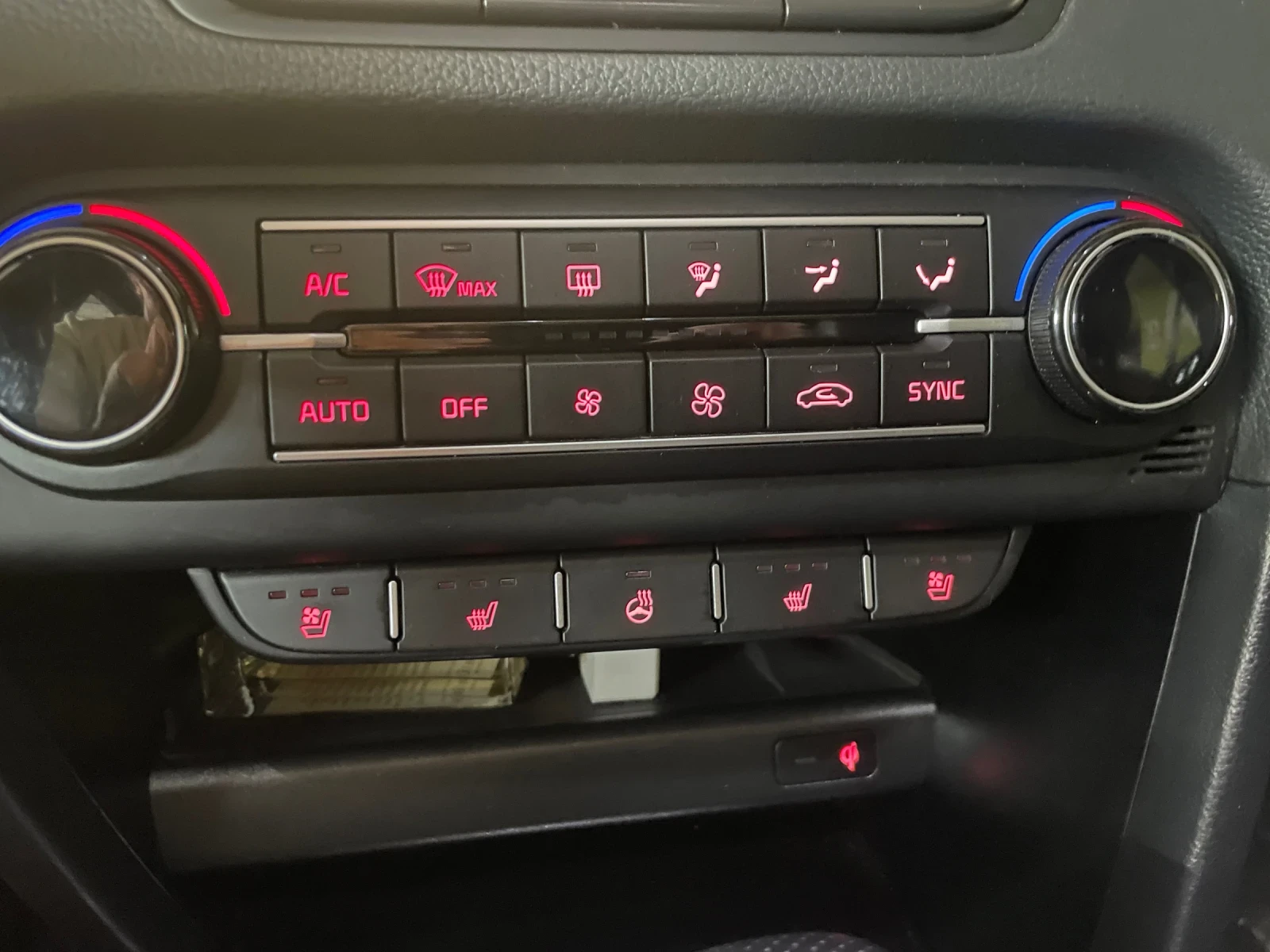Kia XCeed, снимка 5 - Автомобили и джипове - 55566142
