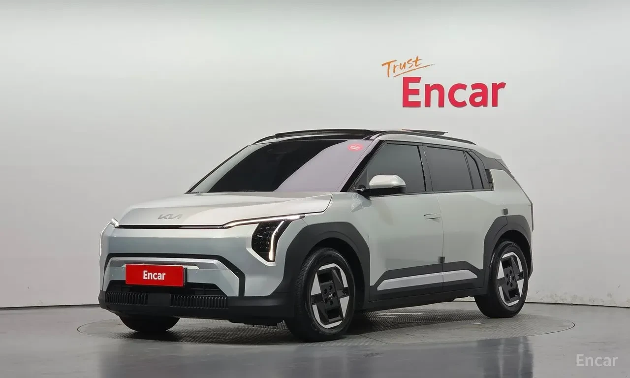 Kia EV3 AIR* 2WD* ОБДУХ* ПАНОРАМА* LED* ДИСТРОНИК* КРАЙНА 