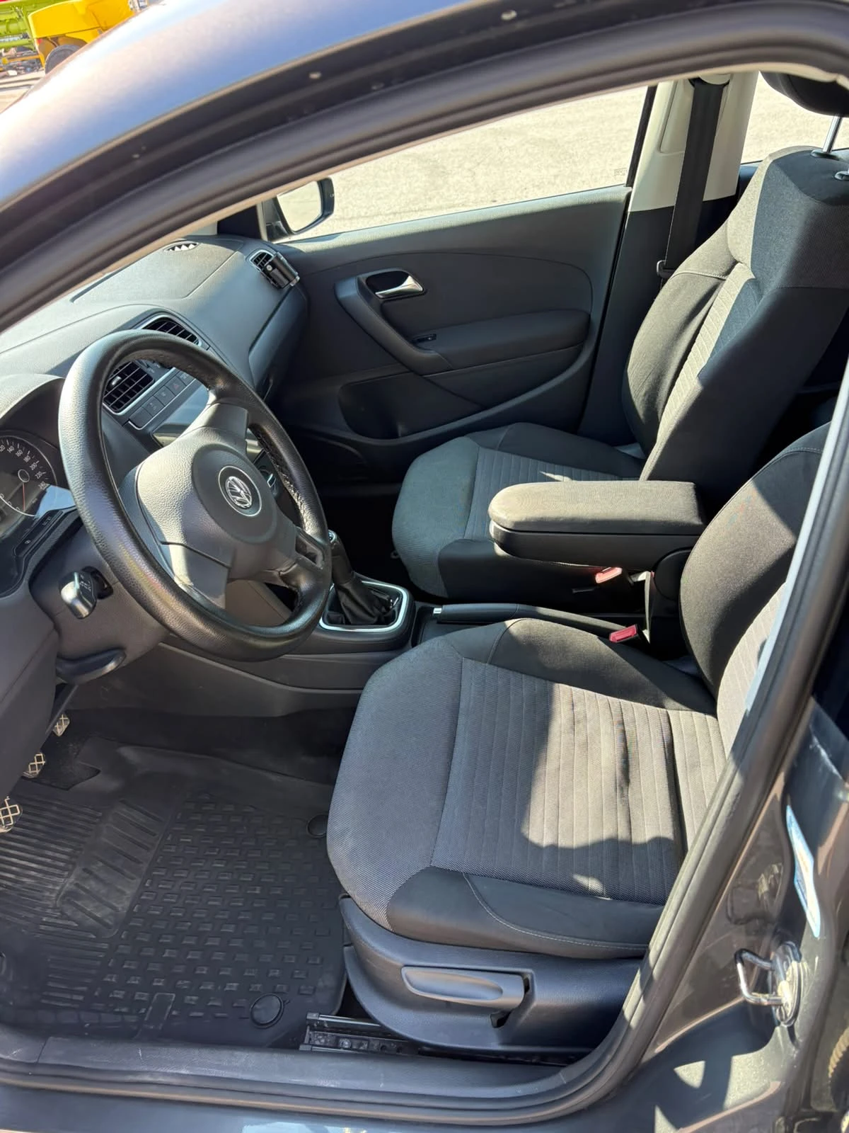 VW Polo, снимка 15 - Автомобили и джипове - 56161857