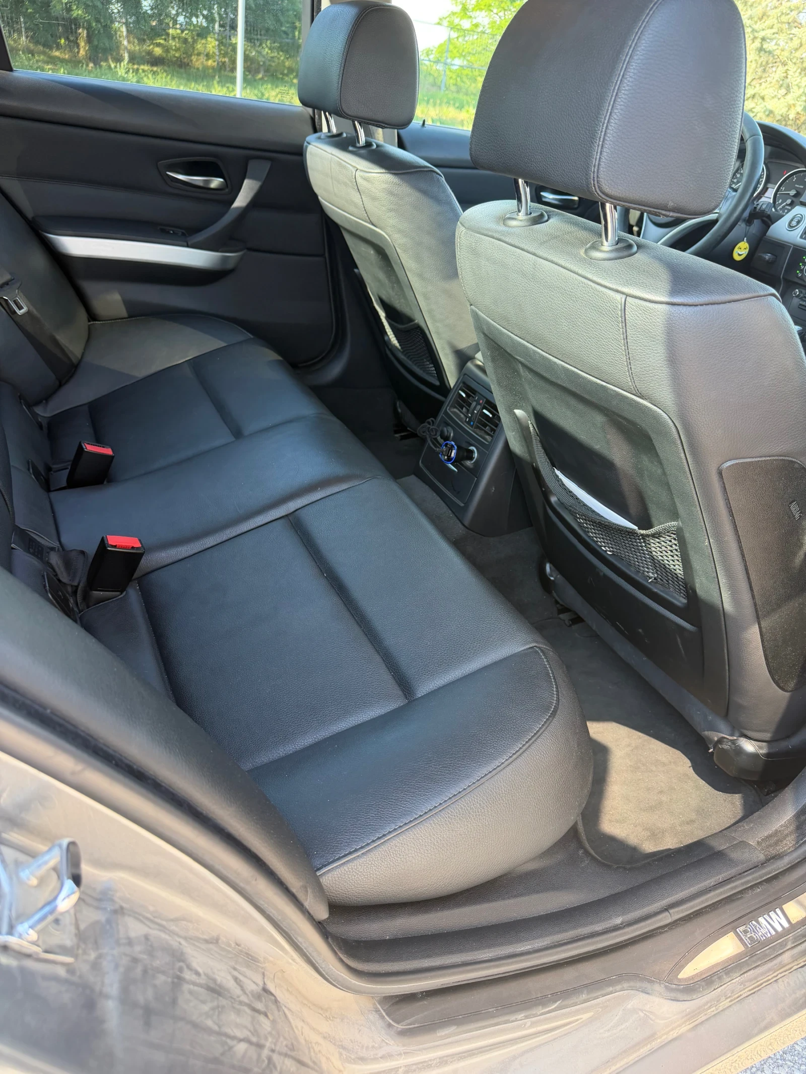 BMW 330 330D facelift 245кс, снимка 9 - Автомобили и джипове - 56241993