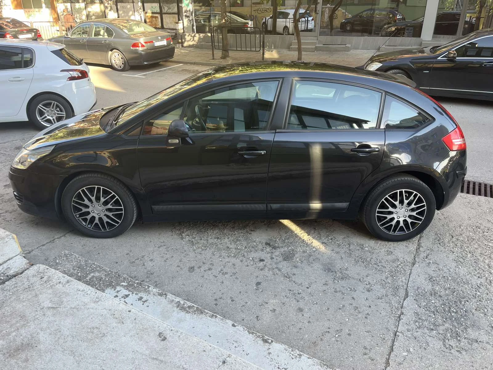 Citroen C4, снимка 2 - Автомобили и джипове - 56375643