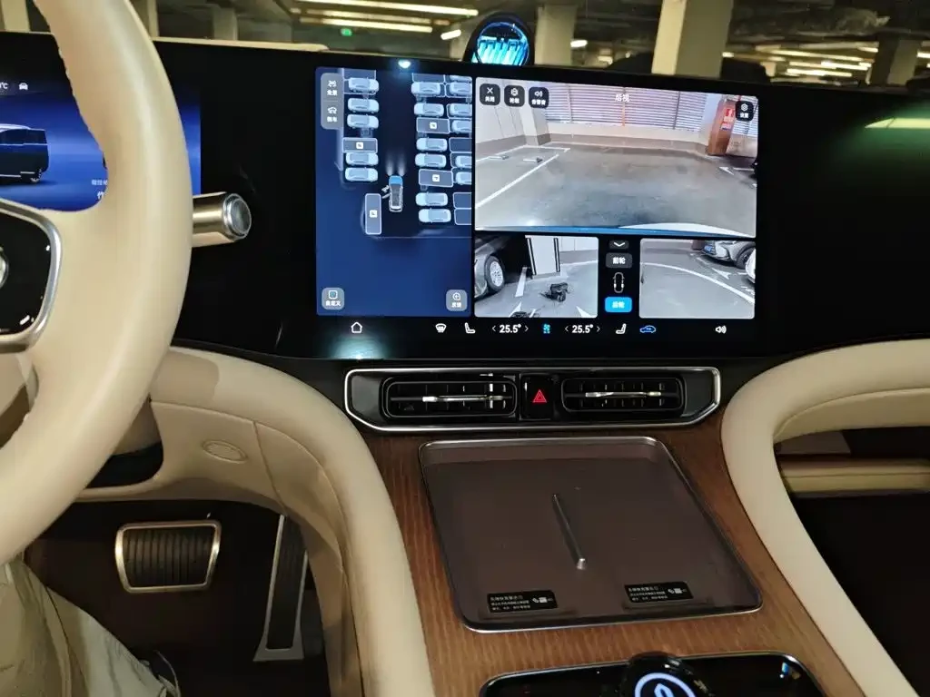 AITO 9 ULTRA 6-������ | 530hp AWD | 100kWh 800V | Mobile.bg � ����������� 13