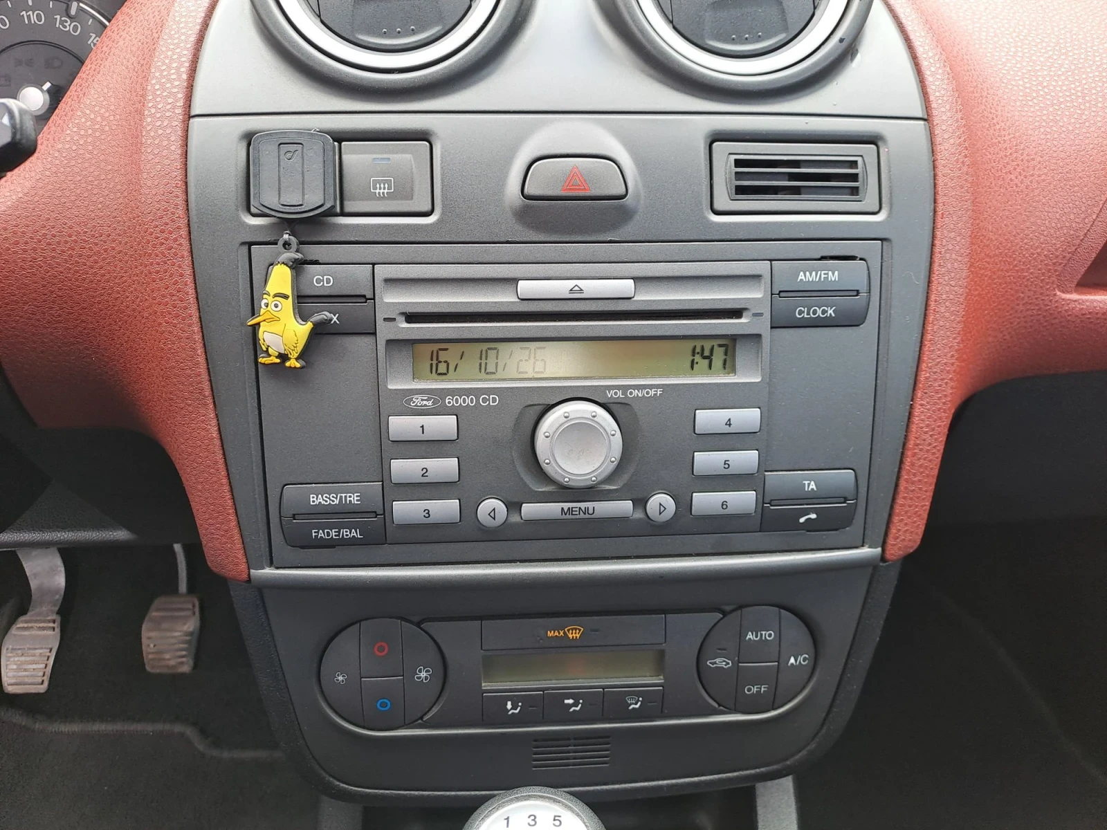 Ford Fiesta 1.6 TDCI ST, снимка 10 - Автомобили и джипове - 56534834