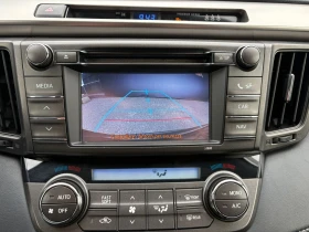 Toyota Rav4 2.2D 4WD ЛИЗИНГ* БАРТЕР* ЗАКУПЕН ОТ ПРЕДСТАВИТЕЛСТ, снимка 12