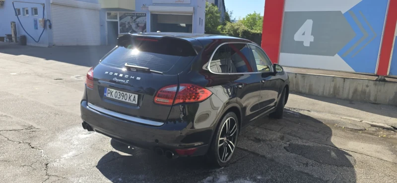 Porsche Cayenne, снимка 3 - Автомобили и джипове - 52180054